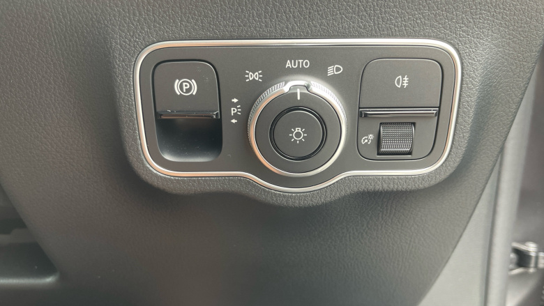 Mercedes-Benz GLA 250e AMG Line Executive 5dr Auto Hatchback